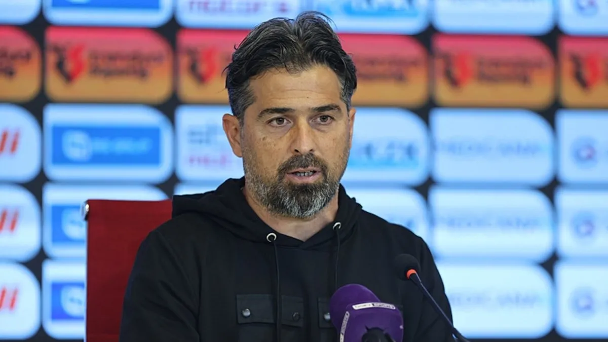 İlhan Palut: Sahada maçı isteyen ve hak eden bir Rizespor vardı