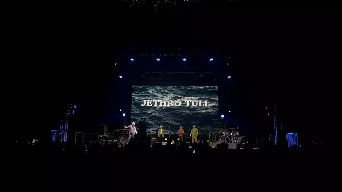 Jethro Tull İstanbul’da Çaldı