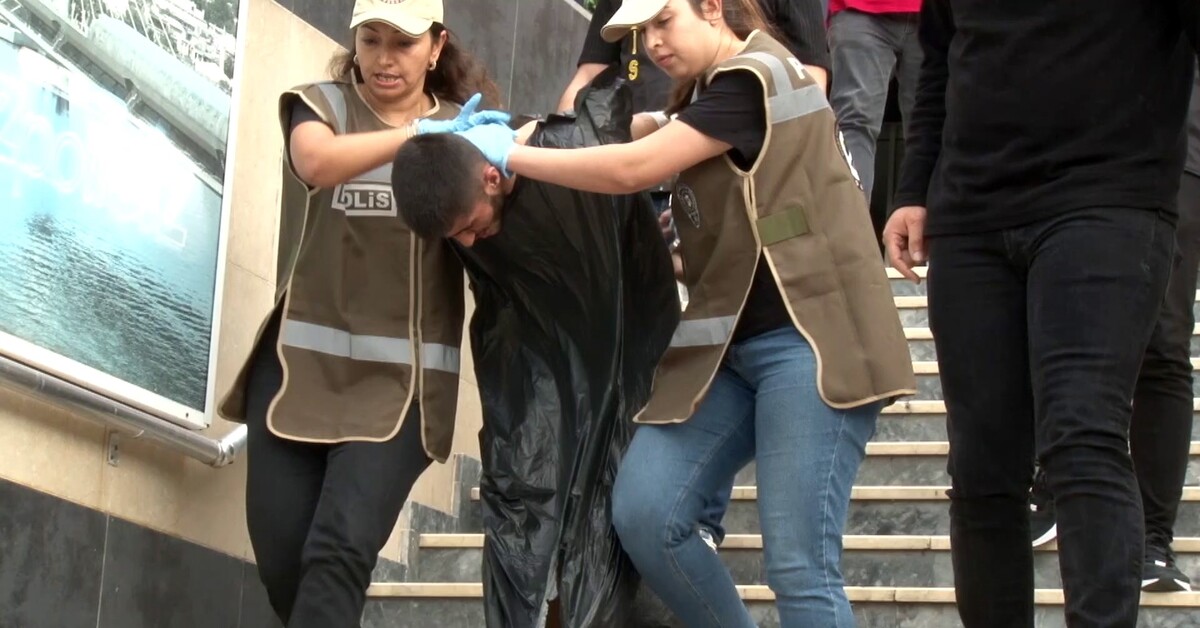 Polis katili cani, hakim karşısında! Mahkeme başkanı: Avukatlar davadan çekildi, savunmanı alamıyoruz!