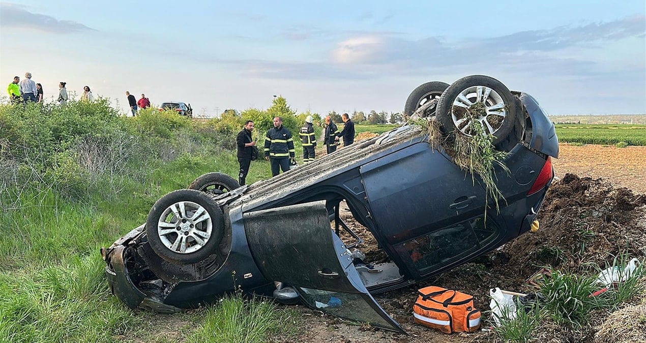 Edirne’de otomobil tarlaya uçtu: 1 ağır yaralı